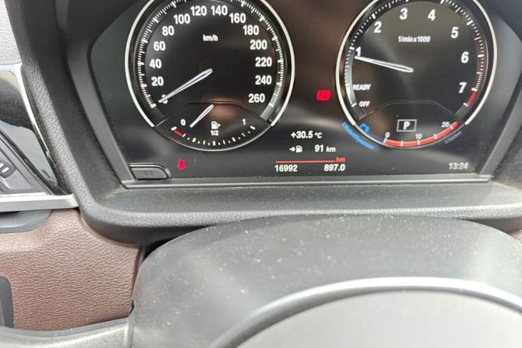 Used BMW X1 2020 sDrive25Li Leading Model Odometer Close Up