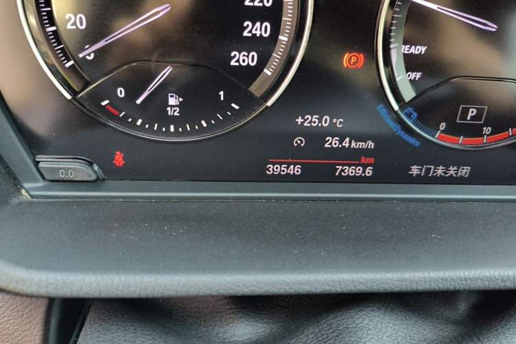 Used BMW X1 2020 sDrive20Li Premium Edition Odometer Close Up