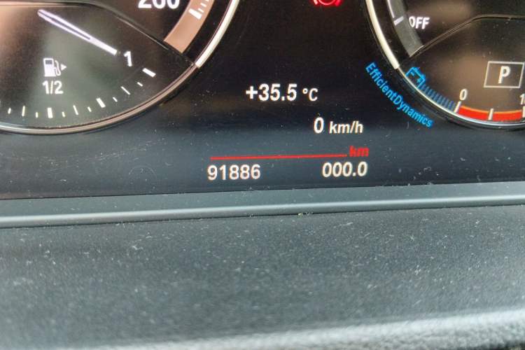 Used BMW X1 2020 sDrive25Li Leading Model Odometer Close Up