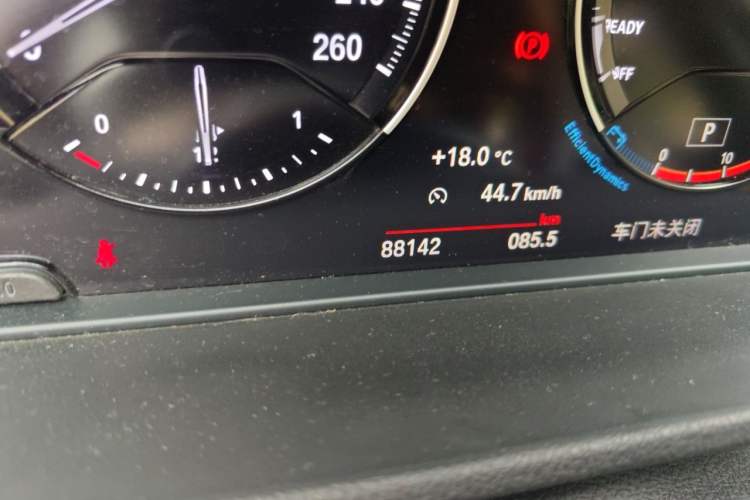 Used BMW X1 2020 sDrive20Li Premium Edition Odometer Close Up