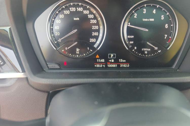 Used BMW X1 2020 sDrive20Li Fashion Model Odometer Close Up