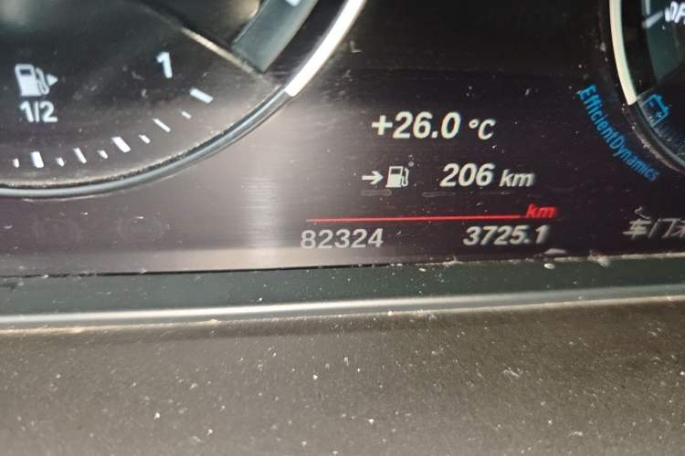 Used BMW X1 2020 sDrive20Li Fashion Model Odometer Close Up