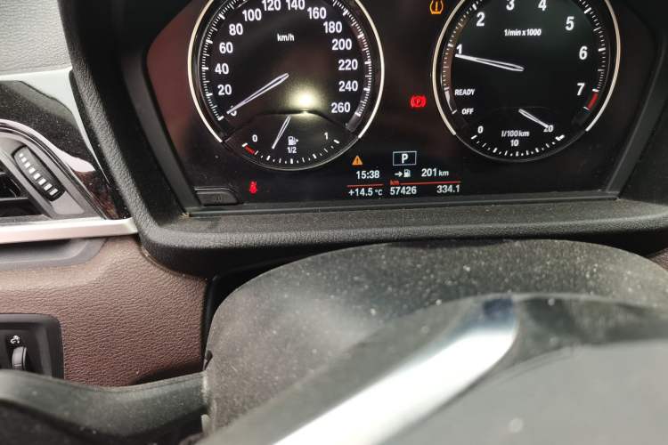Used BMW X1 2020 sDrive20Li Fashion Model Odometer Close Up