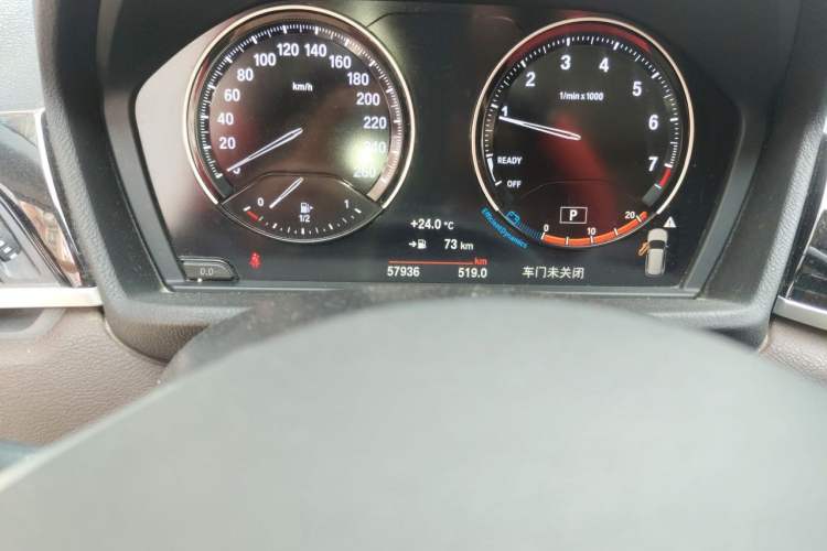 Used BMW X1 2020 sDrive20Li Fashion Model Odometer Close Up