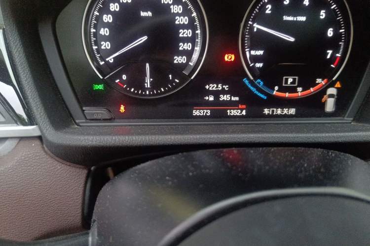 Used BMW X1 2020 sDrive20Li Premium Edition Odometer Close Up