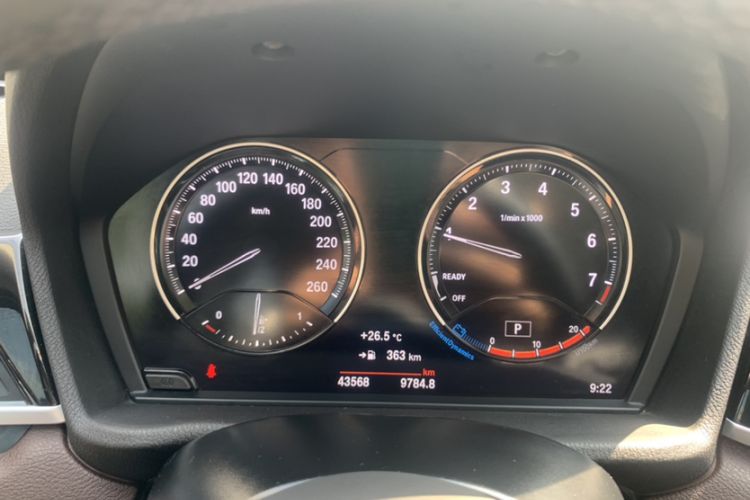 Used BMW X1 2020 sDrive20Li Premium Edition Odometer Close Up