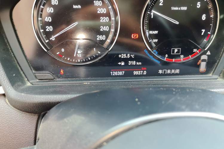 Used BMW X1 2020 sDrive20Li Premium Edition Odometer Close Up