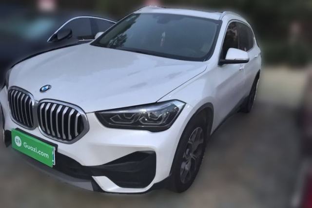 Ojetý BMW X1 2020 sDrive25Li Leading Model