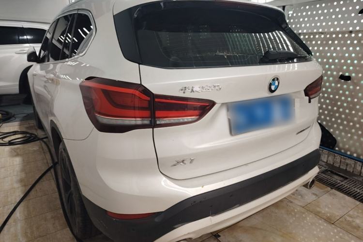 Used BMW X1 2020 sDrive20Li Fashion Model Rear Left 45 Deg