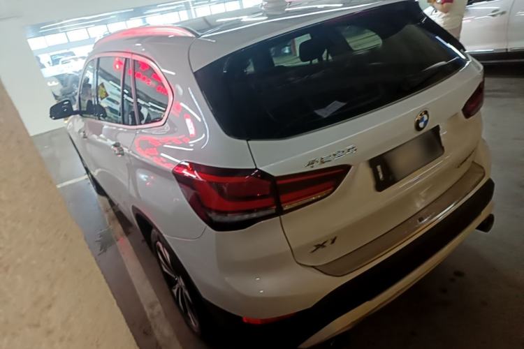 Used BMW X1 2020 sDrive20Li Fashion Model Rear Left 45 Deg