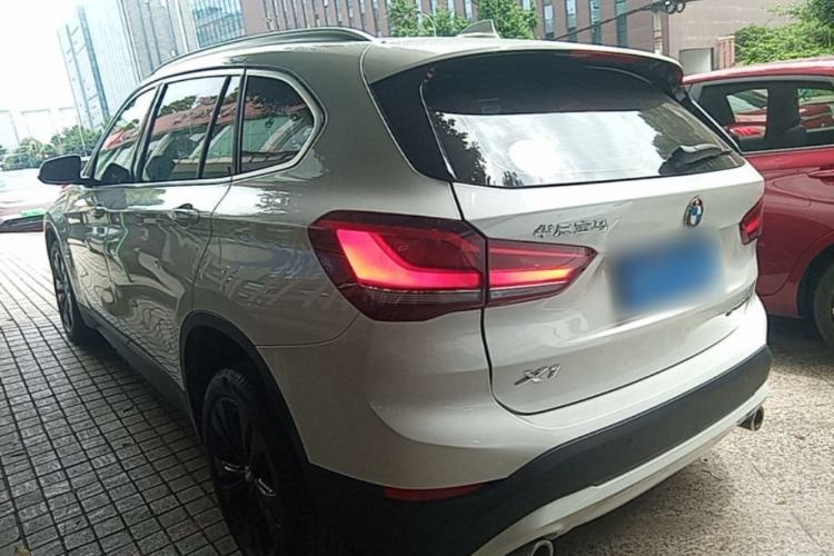 Used BMW X1 2020 sDrive20Li Fashion Model Rear Left 45 Deg