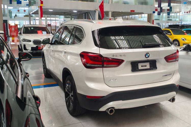 Used BMW X1 2020 sDrive20Li Fashion Model Rear Left 45 Deg