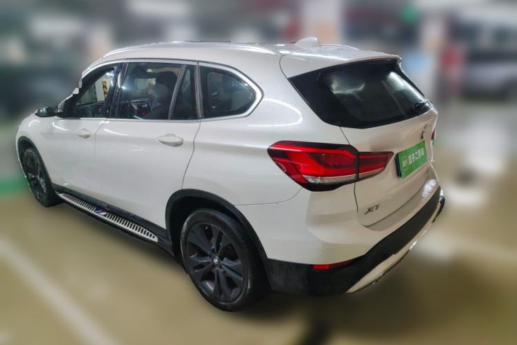 Used BMW X1 2020 sDrive20Li Fashion Model Rear Left 45 Deg