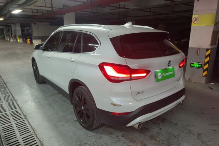 Used BMW X1 2020 sDrive20Li Fashion Model Rear Left 45 Deg