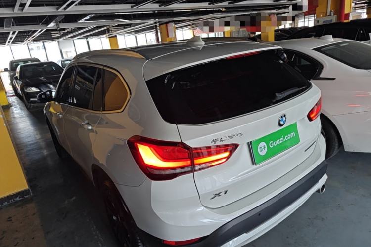 Used BMW X1 2020 sDrive20Li Fashion Model Rear Left 45 Deg