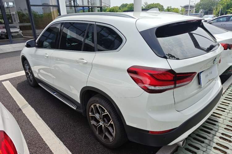 Used BMW X1 2020 sDrive25Li Leading Model Rear Left 45 Deg