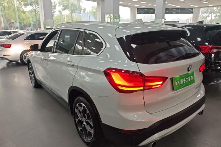 Used BMW X1 2020 sDrive25Li Leading Model Rear Left 45 Deg