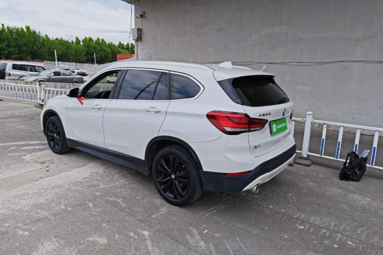 Used BMW X1 2020 sDrive20Li Fashion Model Rear Left 45 Deg