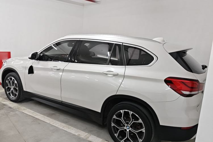Used BMW X1 2020 sDrive25Li Leading Model Rear Left 45 Deg