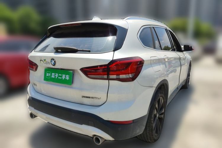 Used BMW X1 2020 sDrive20Li Fashion Model Rear Right 45 Deg