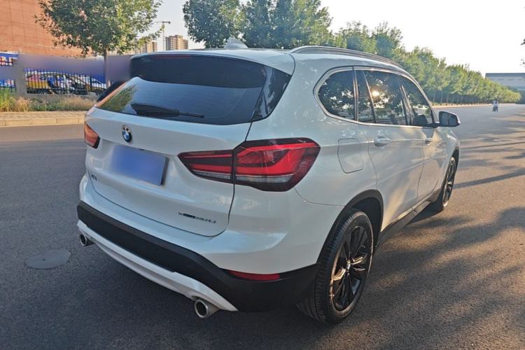 Used BMW X1 2020 sDrive20Li Fashion Model Rear Right 45 Deg