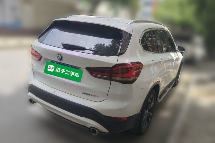 Used BMW X1 2020 sDrive20Li Fashion Model Rear Right 45 Deg