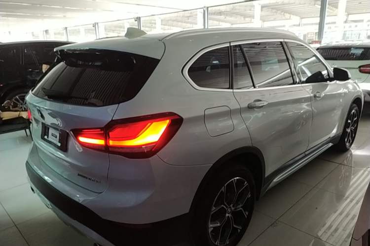 Used BMW X1 2020 sDrive20Li Premium Edition Rear Right 45 Deg