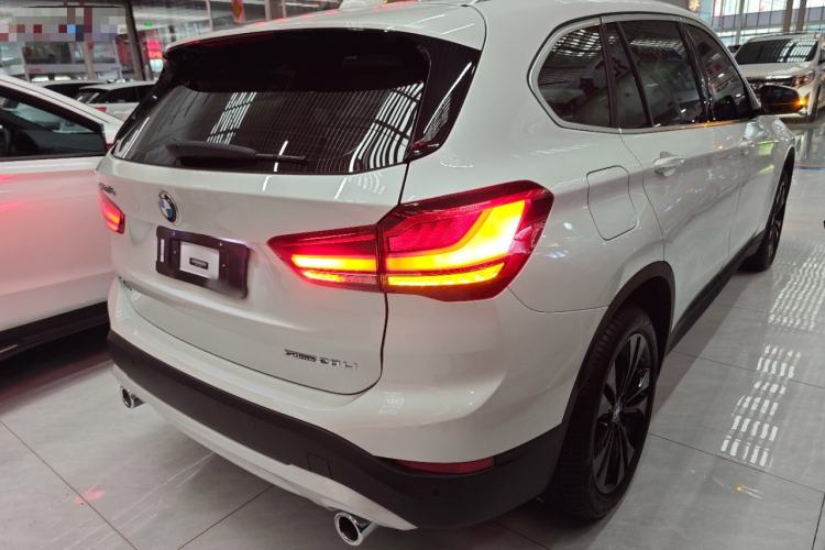 Used BMW X1 2020 sDrive20Li Fashion Model Rear Right 45 Deg