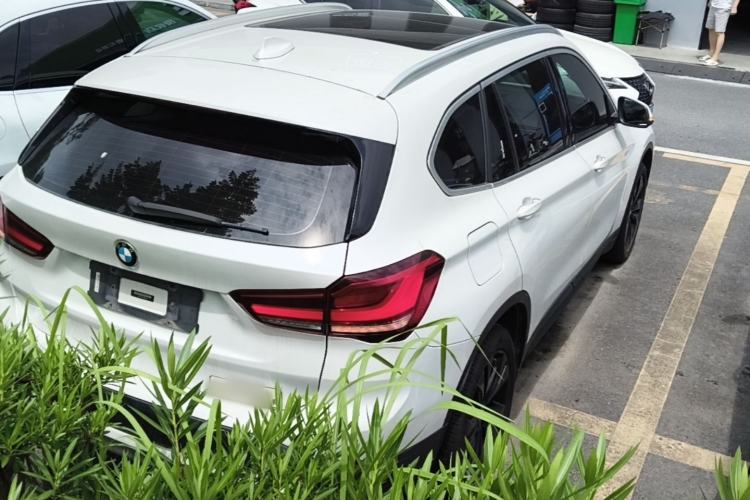 Used BMW X1 2020 sDrive20Li Fashion Model Rear Right 45 Deg
