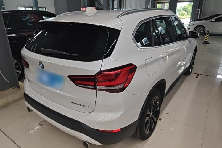 Used BMW X1 2020 sDrive20Li Fashion Model Rear Right 45 Deg