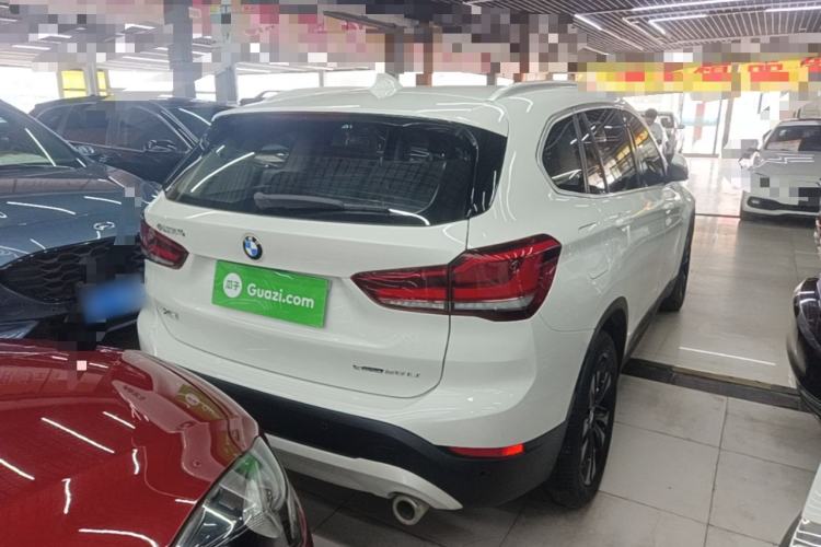 Used BMW X1 2020 sDrive20Li Fashion Model Rear Right 45 Deg