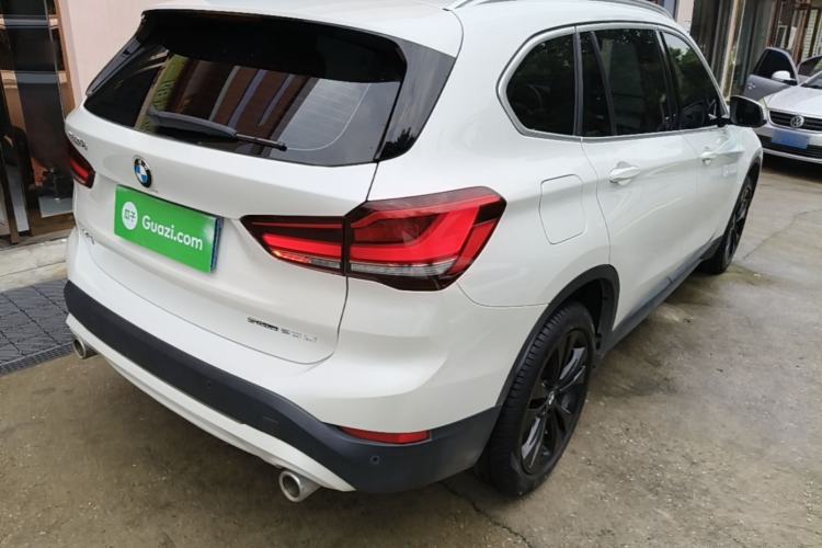 Used BMW X1 2020 sDrive20Li Fashion Model Rear Right 45 Deg