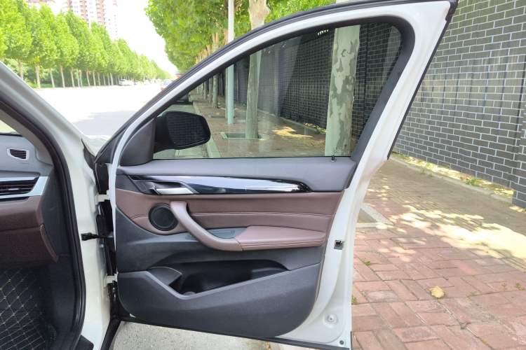 Used BMW X1 2020 sDrive20Li Fashion Model Right Front Door Interior