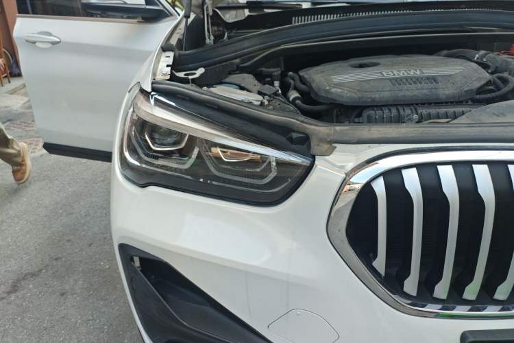 Used BMW X1 2020 sDrive20Li Fashion Model Right Front Headlight