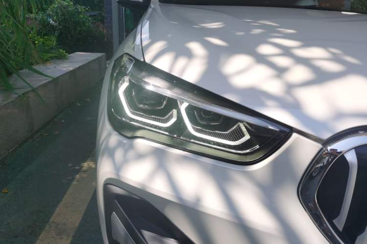 Used BMW X1 2020 xDrive25Li Luxury Edition Right Front Headlight