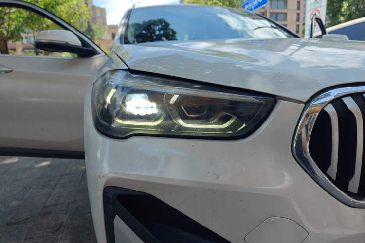 Used BMW X1 2020 sDrive20Li Premium Edition Right Front Headlight