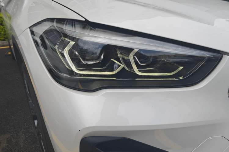 Used BMW X1 2020 xDrive25Li Luxury Edition Right Front Headlight