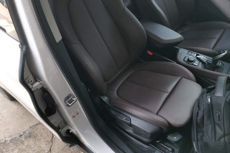 Used BMW X1 2020 sDrive20Li Fashion Model Right Front Seat