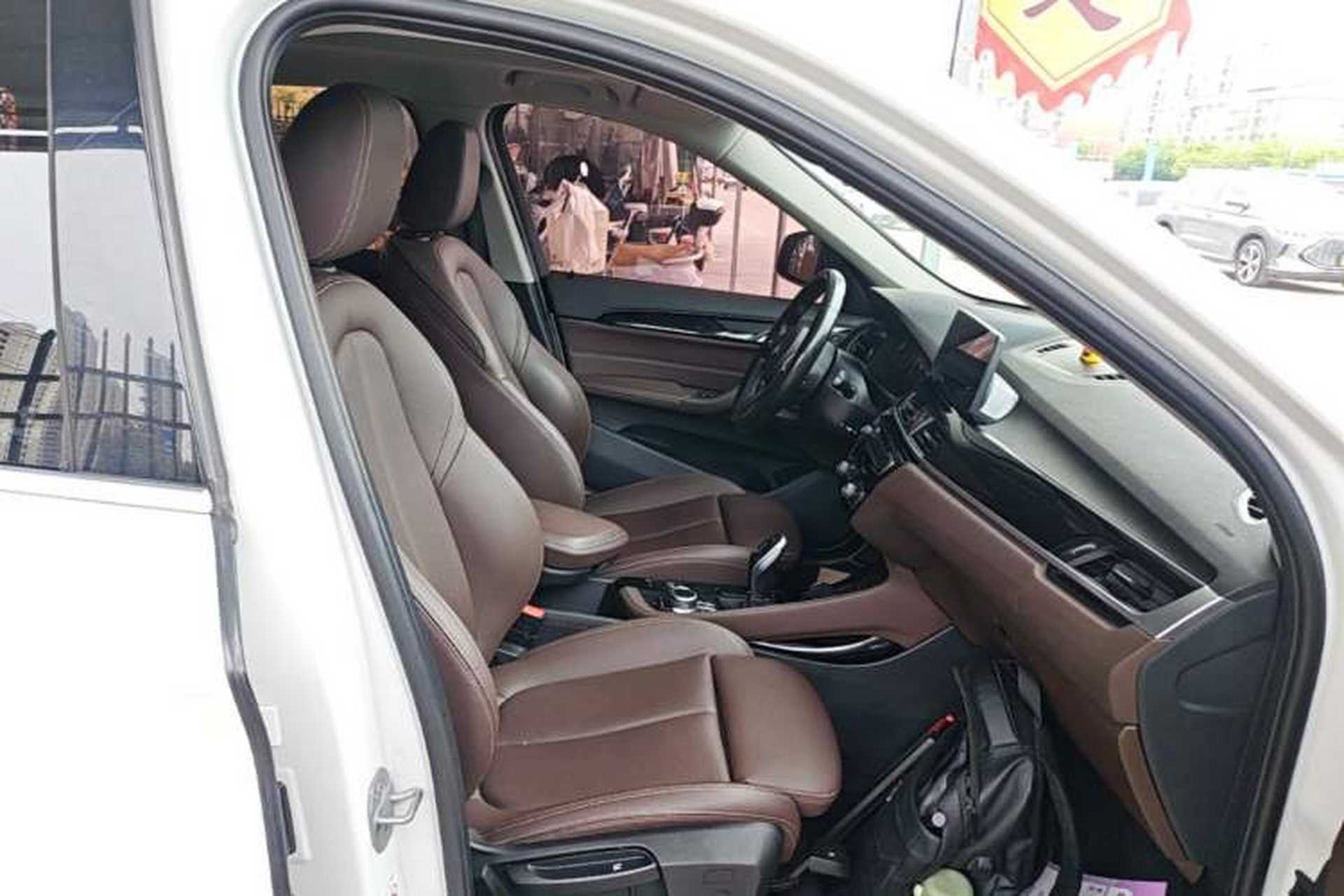 Used BMW X1 2020 sDrive20Li Premium Edition Right Front Seat