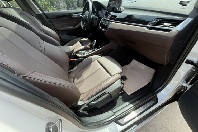 Used BMW X1 2020 sDrive20Li Premium Edition Right Front Seat