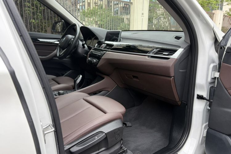 Used BMW X1 2020 sDrive20Li Fashion Model Right Front Seat