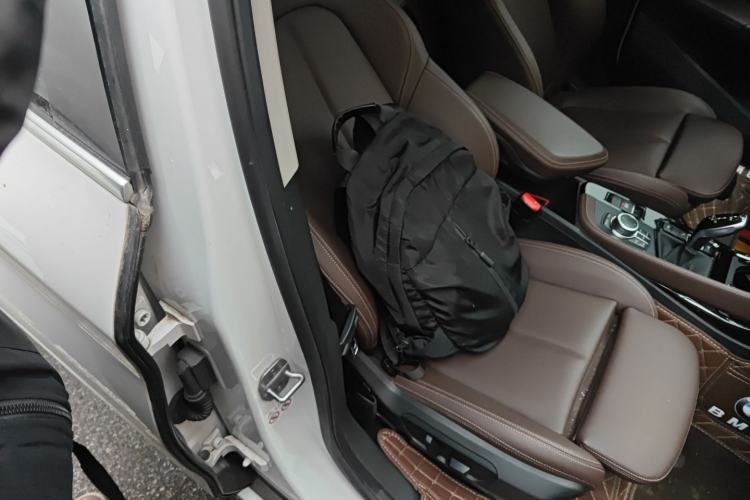 Used BMW X1 2020 xDrive25Li Luxury Edition Right Front Seat