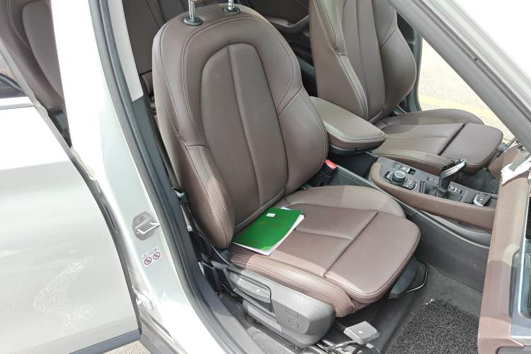 Used BMW X1 2020 sDrive20Li Fashion Model Right Front Seat