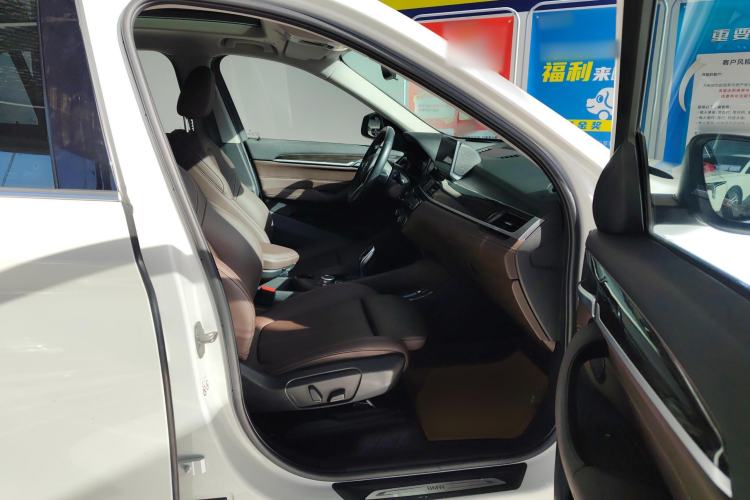 Used BMW X1 2020 xDrive25Li Luxury Edition Right Front Seat