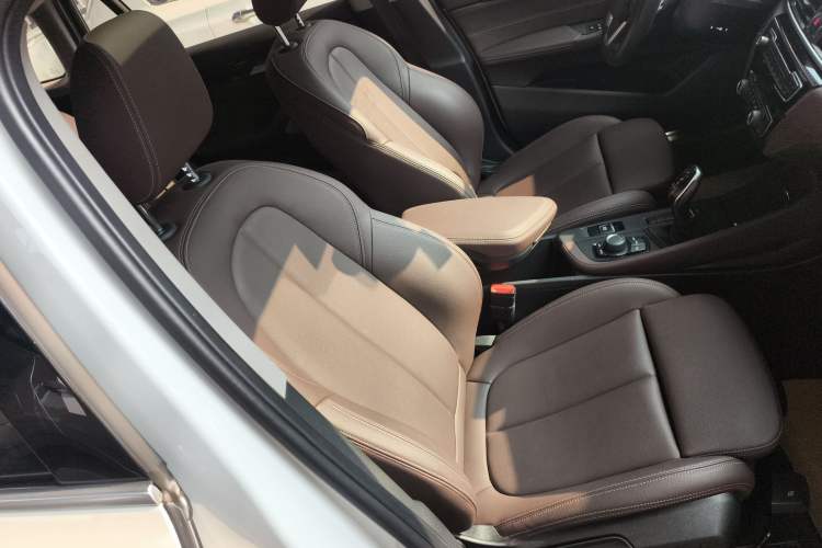 Used BMW X1 2020 sDrive20Li Fashion Model Right Front Seat