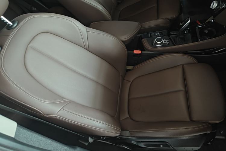 Used BMW X1 2020 sDrive20Li Premium Edition Right Front Seat