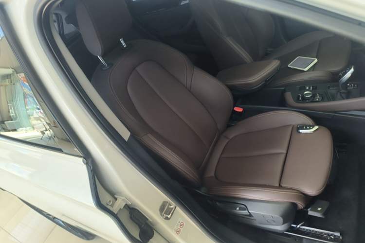 Used BMW X1 2020 sDrive20Li Fashion Model Right Front Seat