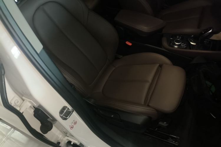 Used BMW X1 2020 sDrive20Li Premium Edition Right Front Seat