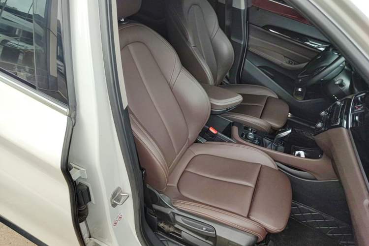 Used BMW X1 2020 sDrive20Li Fashion Model Right Front Seat