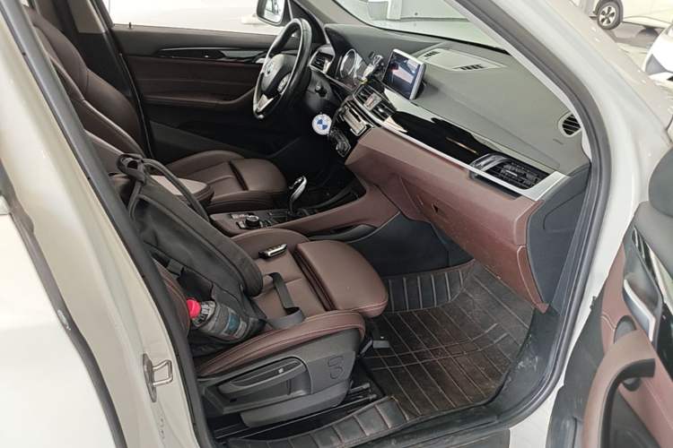 Used BMW X1 2020 sDrive20Li Fashion Model Right Front Seat
